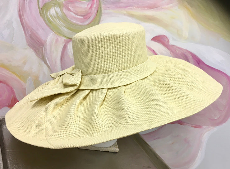 Bow Accent 1999 Tan Hat