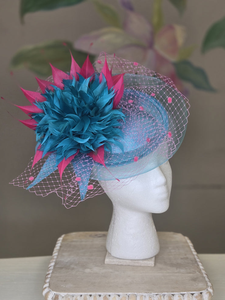 Class Act Fascinator