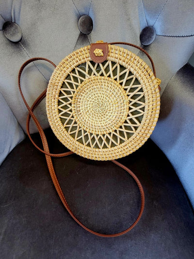 Rattan Round With Carving Inlay Bag