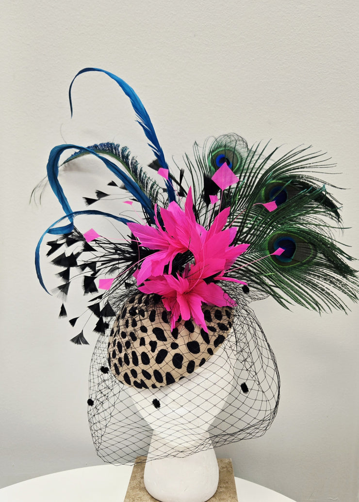 Peacock Fantasy Fasicnator