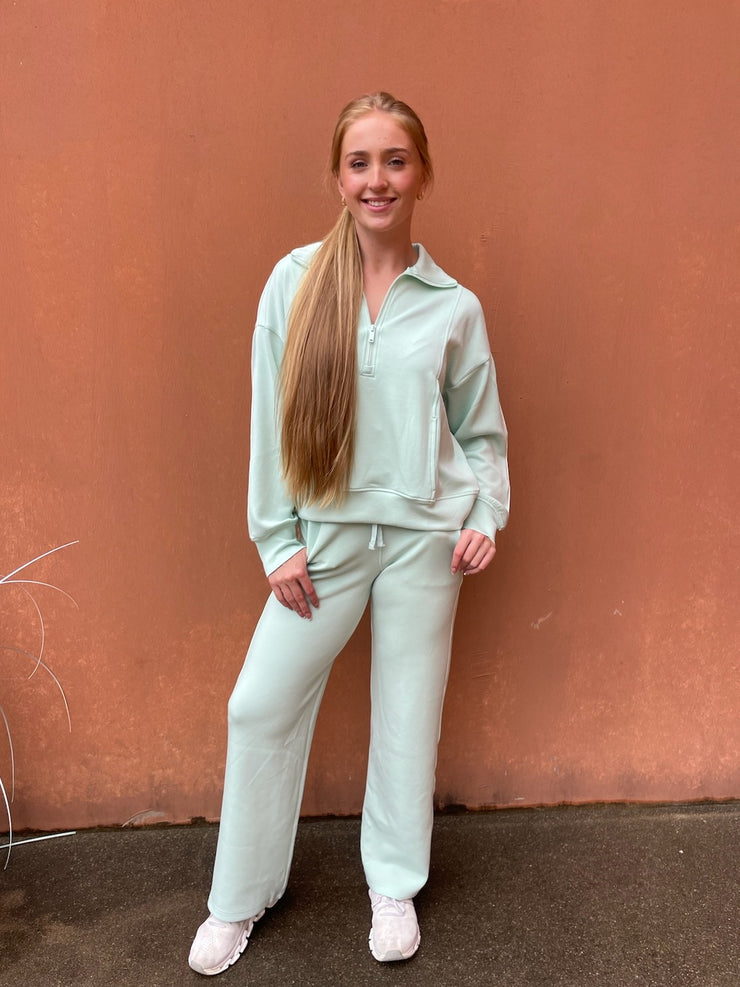 Soft Mint Jogger