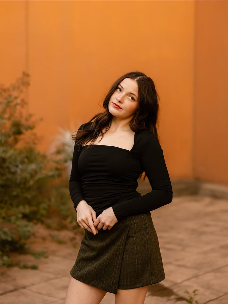 Black Rushed Square Neck