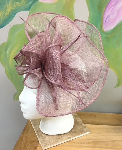 Mauve Mesh Netting With Feather Fascinator